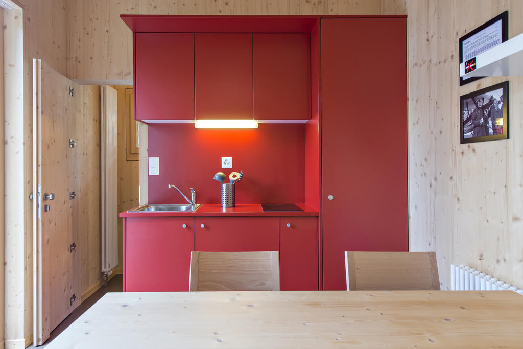 Hotel Camping Gravatscha Samedan Zimmer foto