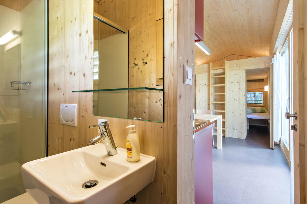 Hotel Camping Gravatscha Samedan Zimmer foto